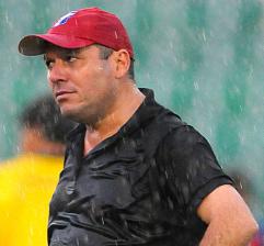 João Telê: podia ter sido apenas uma chuva de verão...