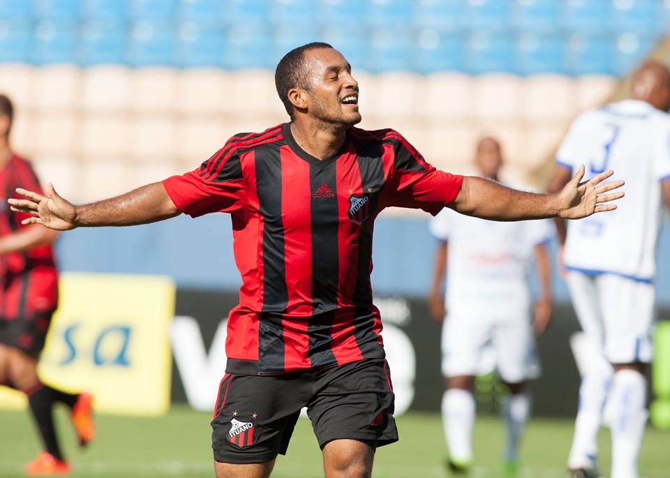 O estreante Edinho (foto) fez um belo gol e empatou a partida. Foto: Ituano FC Oficial