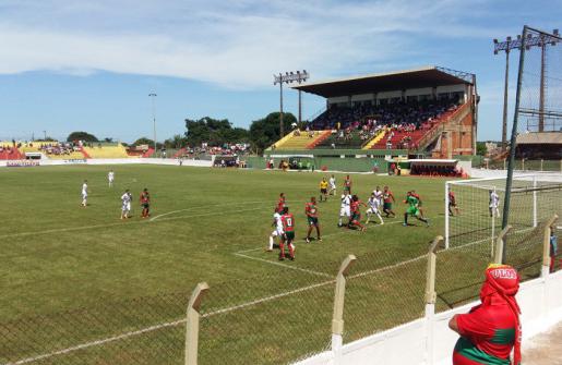 Barretos 0 x 0 Portuguesa - Um sol para cada um e nada de gols em Barretos 2 0002050139954 img