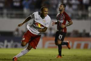 Seleção FI do Paulistão vem com veteranos bons de bola