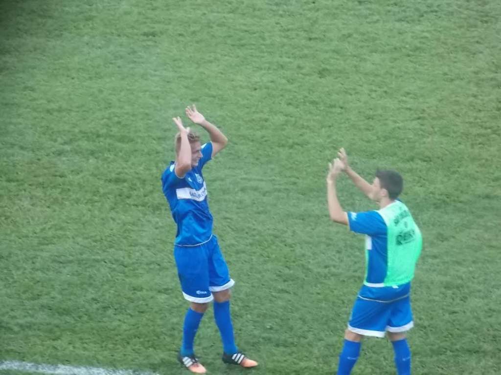 Neste sábado, o zagueiro Cássio destruiu o Guaratinguetá.