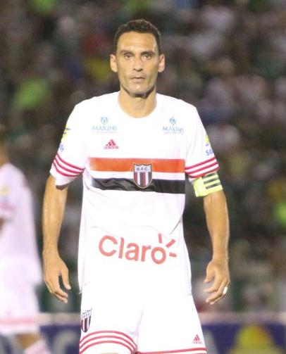 Mesmo com a derrota, o capitão César Gaúcho vê o Botafogo no caminho certo 