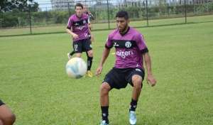 Paulistão: Médico afirma que morte de Canavarros, do XV de Piracicaba, foi 