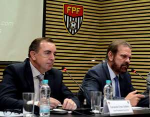 Reinaldo Carneiro  rouba a cena no Arbitral da Segundona e dá aula como dirigente