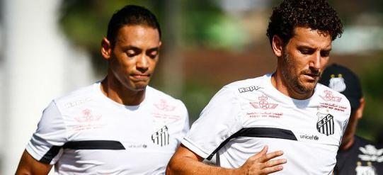 Jogadores do Santos se preparam para o confronto contra a Ponte Preta