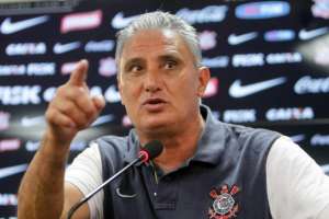 Paulistão: Tite repete escalação e deixará reforços no banco do Corinthians