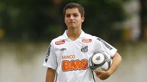 Santos empresta Jean Chera, eterna promessa, para Portuguesa Santista