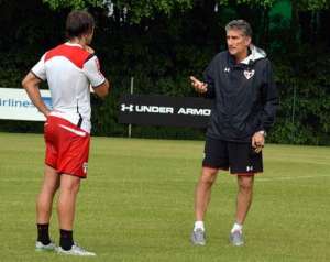 Paulistão: Bauza arma São Paulo com quatro atacantes para enfrentar o Água Santa