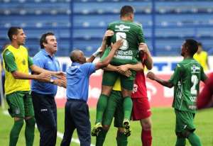 Marília 1 x 3 Guarani - Bugre encerra tabu e vira líder provisório da A2
