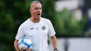 Paulistão: Dorival comemora 100 jogos à frente do Santos: 'Ambiente bom para trabalhar'