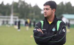 Paulista A2: Encostado, ex-Coritiba pode assumir a Portuguesa