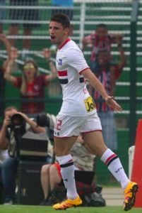 Calleri prova que mereceu a indicação de Bauza no São Paulo