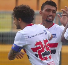 Hudson foi bem posicionado e ganhou a tarja de capitão