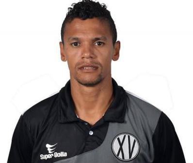 Fabinho vive expectativa de estreia pelo XV diante do Água Santa