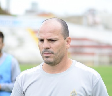 O técnico Cléber Gaúcho não definiu qual será a formação do União Barbarense 