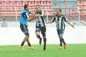 Independente x Batatais - Galo e Fantasma em um duelo de opostos
