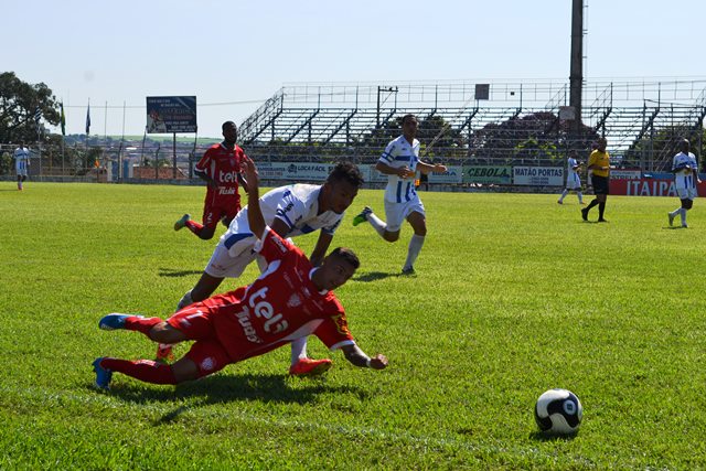 Matonense e Noroeste empataram em Matão, sob forte calor. Foto: Maury Júnior
