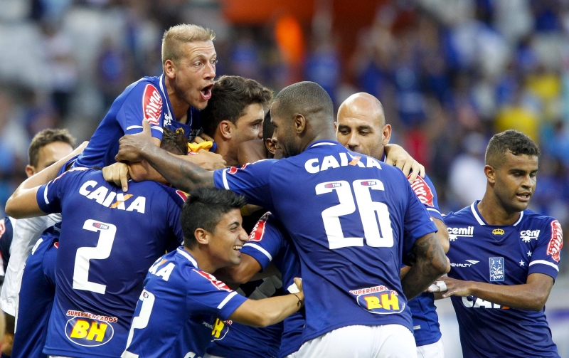 Cruzeiro vence o Tupi no sufoco - Washington Alves/Light Press