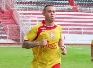 Paulista A3: Noroeste apresenta volante que estava no futebol paranaense