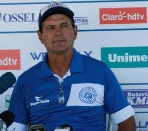 Paulistão: Jogadores e Comissão Técnica do São Bento oferecem vitória para treinador
