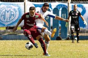 Monte Azul x Rio Branco - Haja desespero em campo