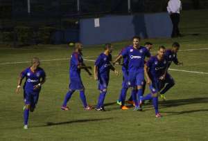 São Caetano 2 x 1 Independente - Azulão sofre, mas segue entre os líderes