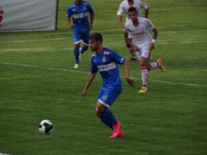 São Carlos 1 x 1 Itapirense - Águia sofre, mas conta com Tom para evitar derrota