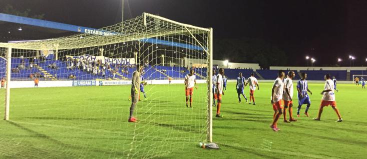 Atibaia fez 3 a 0 em cima do São José, no estádio Martins Pereira, e lidera sozinho o Paulista A3