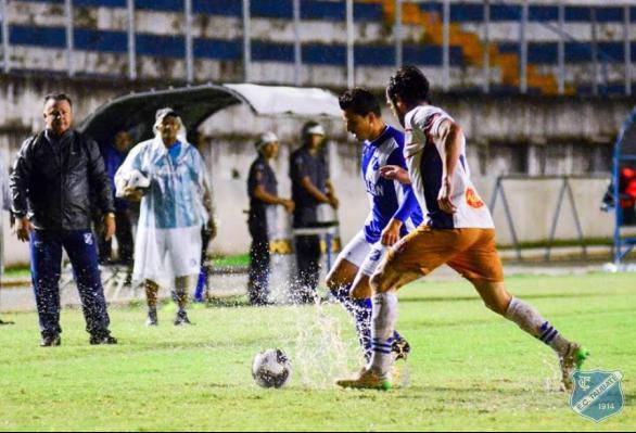Álvaro Gaia saiu de campo feliz com os três pontos (Crédito foto: Bruno Castilho)