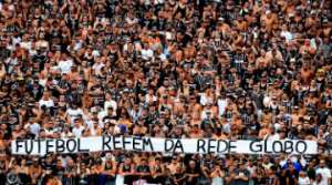 Federação Paulista não veta protestos de torcida e reprova ação da polícia