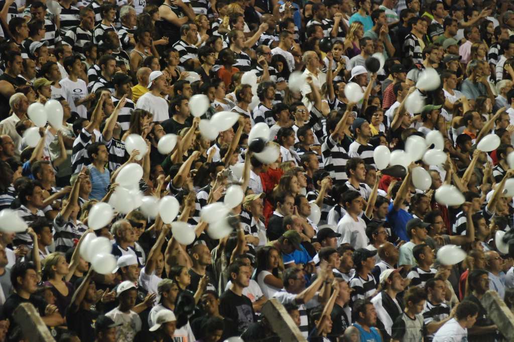 Torcida do XV entrou na onda do Futebol Sustentável
