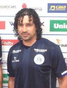 Após peregrinação por busca de raio x, Clebson, do São Bento, tem entorse detectado