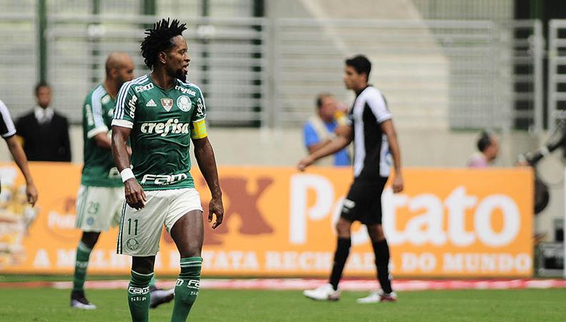 Zé Roberto lutou muito, mas o Palmeiras escapou de derrota no clássico com o Santos