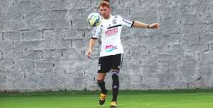 Paulistão: Ainda na reserva, volante comenta a atual fase da Ponte Preta