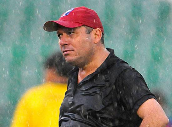 João Telê se envolveu em mais uma confusão, dessa vez ele acusou o arbitro da partida contra o Sertãozinho de estar comprado 