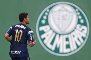 Paulistão: Cleiton Xavier volta a correr e começa nova fase de recuperação no Palmeiras