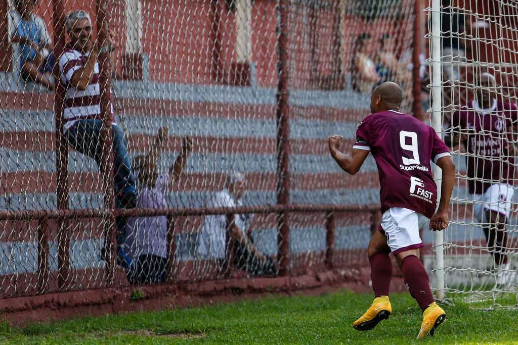 O experiente Gil é a principal esperança de gols do Juventus
