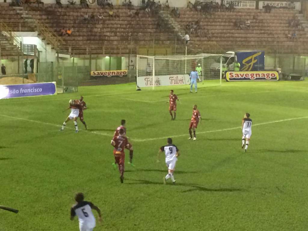 Sertãozinho e Flamengo ficaram no 0 a 0 - Marcos Vieira Ribeiro
