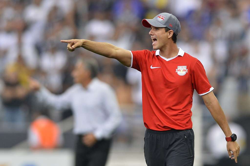 Maurício Barbieri deve manter a mesma formação no Red Bull Brasil