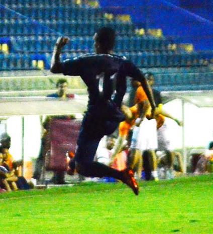 São José tentou segurar o Atibaia, mas só fez um gol. Foto: TIÃO MARTINS