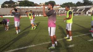 Paulista A2: Independente treina com mudança na lateral-esquerda