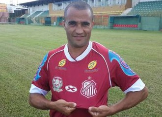 Luciano Gigante foi um dos destaques do Sertãozinho na vitória sobre o Fernandópolis. (Foto: Eliel Almeida/Sertãozinho FC)