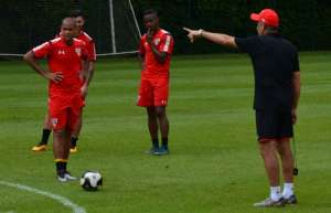Paulistão: Bauza escala São Paulo com Lugano e Ganso para jogo de sábado