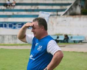 Paulista A2: Taubaté muda meio-campo por vitória no Joaquinzão