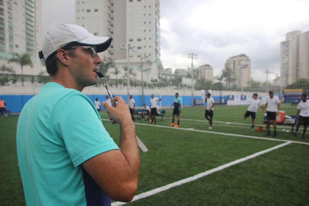 Carlinhos terá retornos para enfrentar o Rio Preto