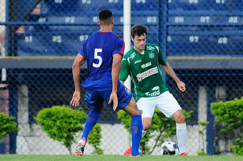 O São Caetano agora lidera mantendo invencibilidade e o Bugre fica cada vez mais distante do sonho de voltar a elite paulista. Foto: Rodrigo Villalba