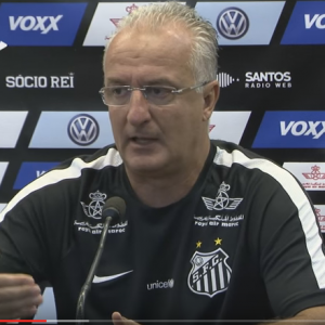Paulistão: Dorival Junior evita euforia e critica atuação do Santos na Vila Belmiro