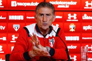 Paulistão: Bauza promete tirar os 'insatisfeitos' do time titular do São Paulo