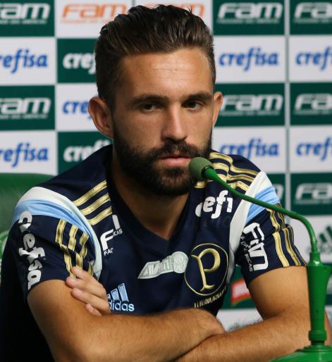 Em entrevista coletiva, o meia Allione espera por mais dificuldades na partida contra o Nacional na próxima rodada da Libertadores