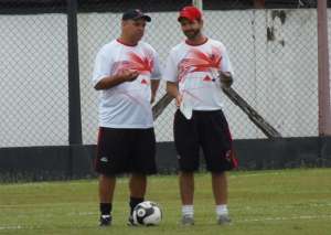 Flamengo x Itapirense: Corvo recebe Esportiva para tentar se firmar no G8